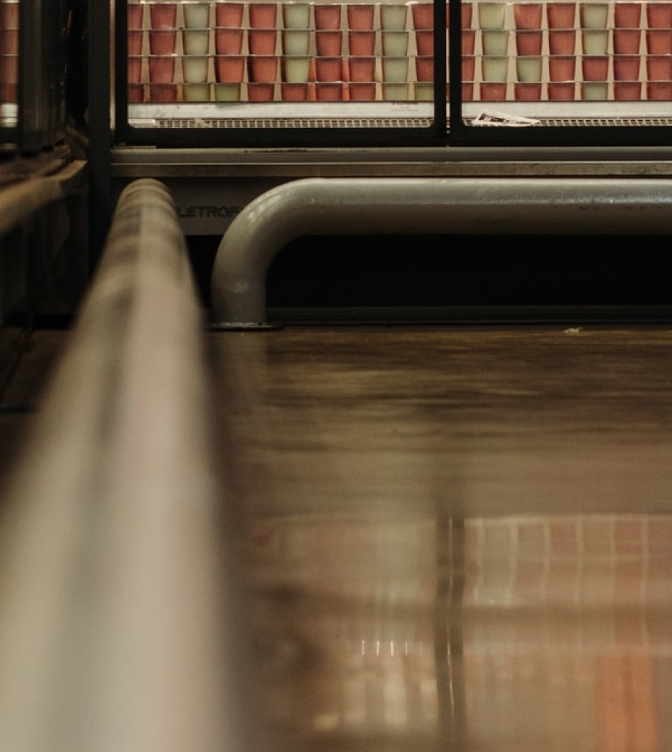 Endless aisle abstract image