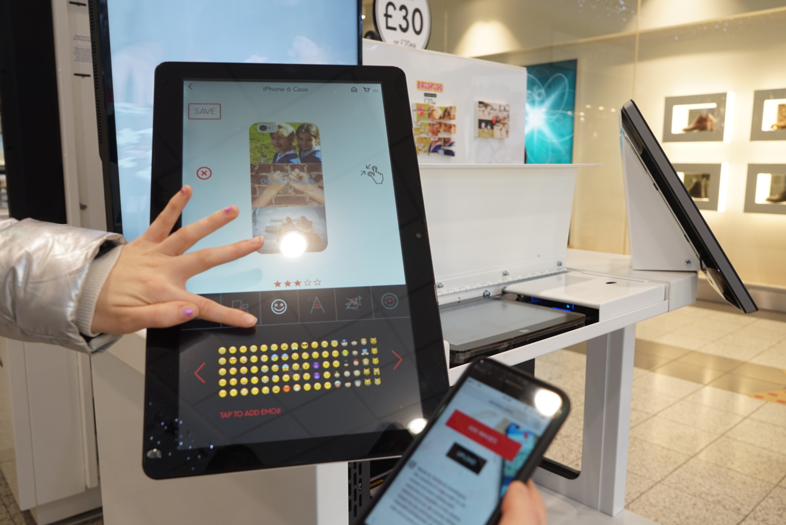 Technology in Retail Stores: The Top 10 Most Used Retail Technologies