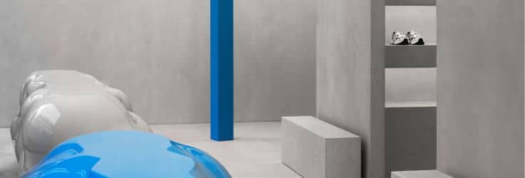 minimalist fashion display example